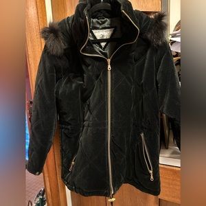 Albert Nippon Sport size M cozy velour quilted jacket with fur hood.